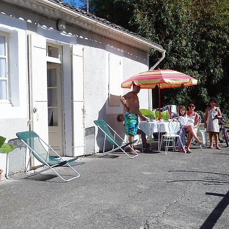 Domaine De Laroque Lou Maisouet كاستلجالو المظهر الخارجي الصورة